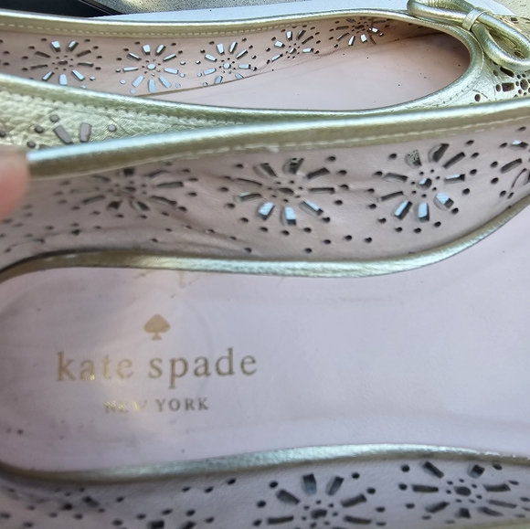 Kate Spade Walsy laser cut Gold leather ballerina flats, sz 8 Perfect - Picture 7 of 15